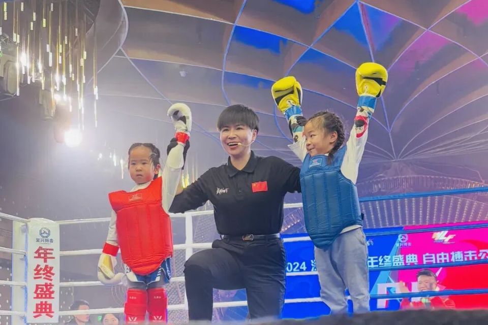 img, reIFi, 当地组委会