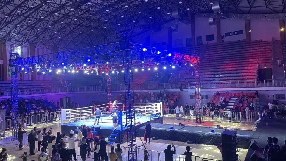 进行, src, 化名城