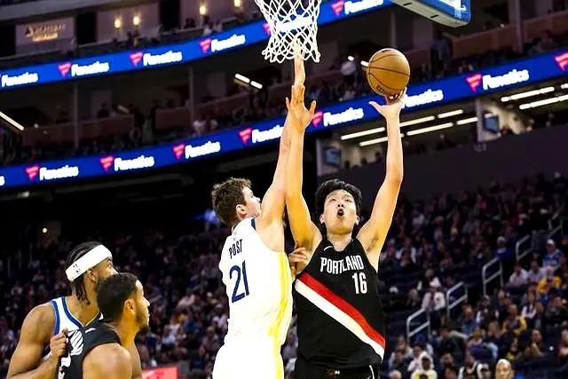 stron, src, 让他体会到